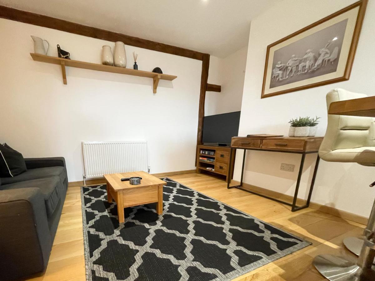 Immaculate Barn Annexe Close To Stansted Airport Грейт-Данмоу Экстерьер фото